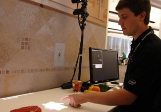 任意平面變觸摸屏 Intel 3D投影新應用