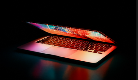 消息稱面板廠計劃6月全面調漲三大應用報價