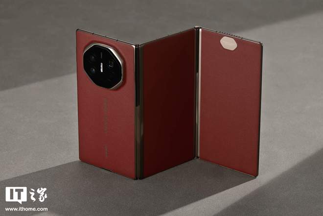 2024 年 Q4 華為超越三星領跑全球折疊屏手機市場