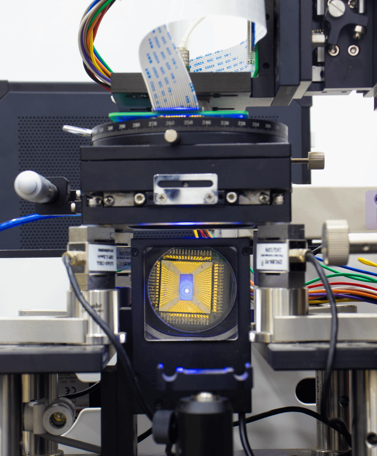 天津大學科研團隊實現微型LED晶圓高通量無損測試