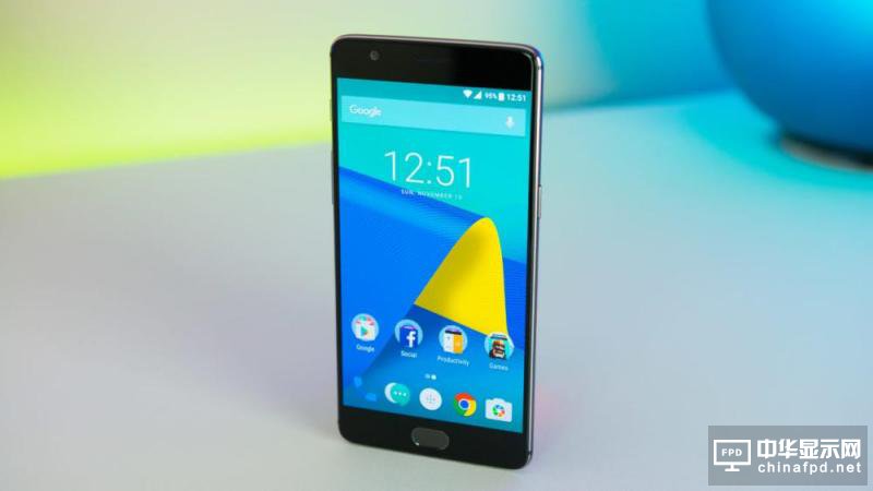 滿血驍龍821加持:一加3T詳細視頻評測