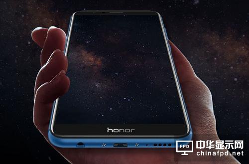 資料圖：全面屏手機榮耀暢玩7X。圖片來源：華為官網截圖