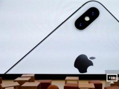 巨頭布局MicroLED技術(shù) OLED屏面臨危機(jī)