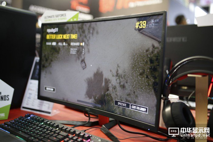HKC展出主力電競屏 還吸引到國外選手的到場