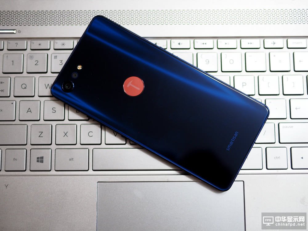 羅永浩靠什么度過 TNT 的&ldquo;危機(jī)&rdquo;？